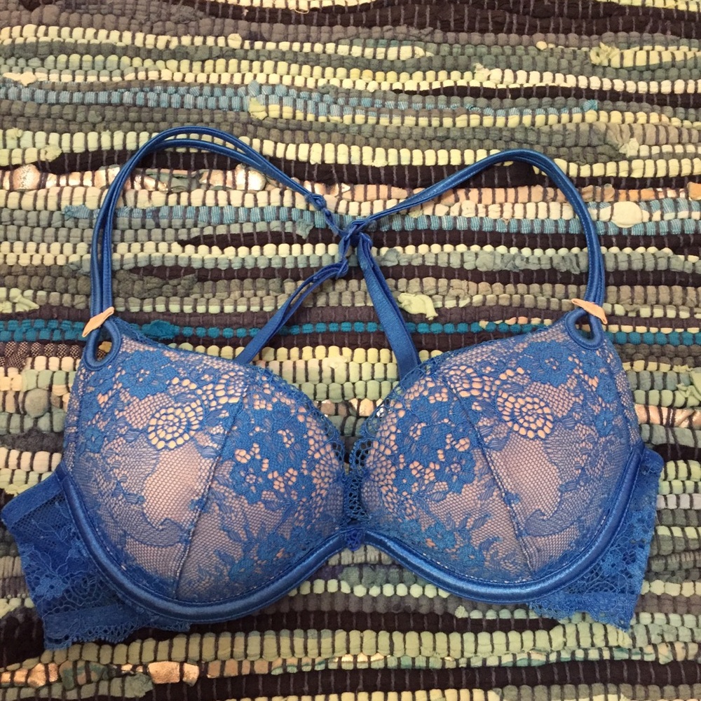 3 VS Bra Lot
